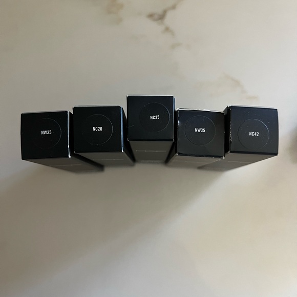 MAC Pro Longwear Concealer Set - Picture 2 of 2